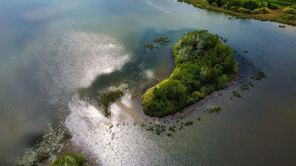 jezioro trupel wyprawy kajakowe szwarcenowo domki wypoczynkowe