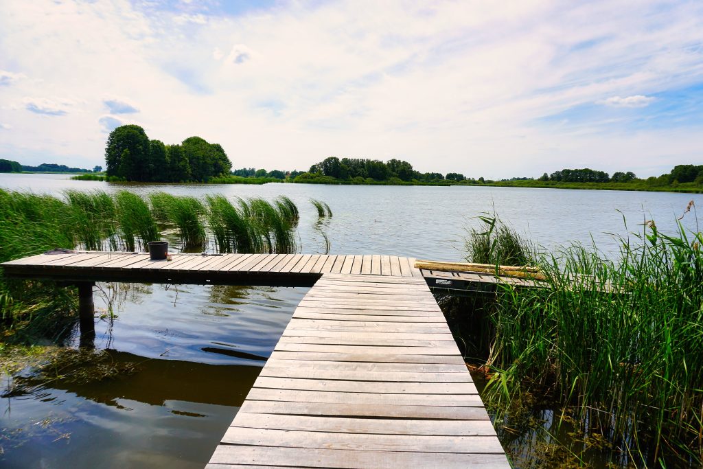 jezioro trupel wyprawy kajakowe szwarcenowo domki wypoczynkowe