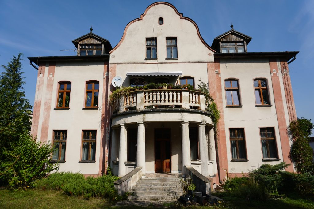 willa-ilawa-kolumnowy-balkon historia iławy